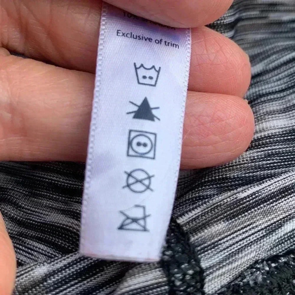 Five for 25 90 Degree 90% polyester/10% spandex, lightweight activewear - Picture 3 of 5